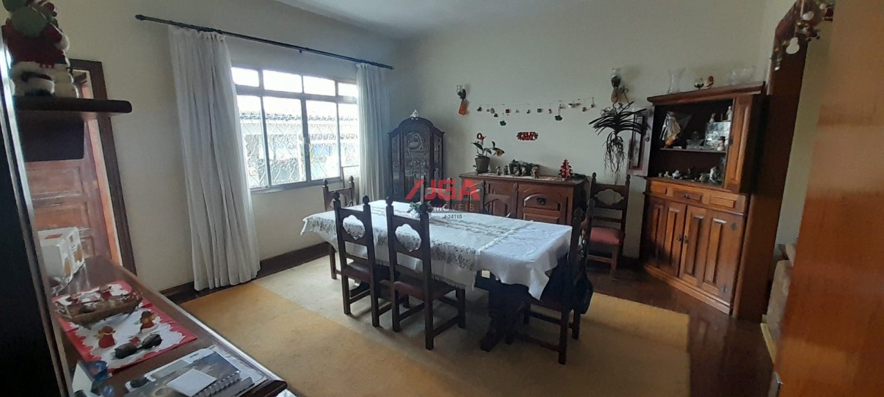 Casa, 3 quartos, 231 m² - Foto 4