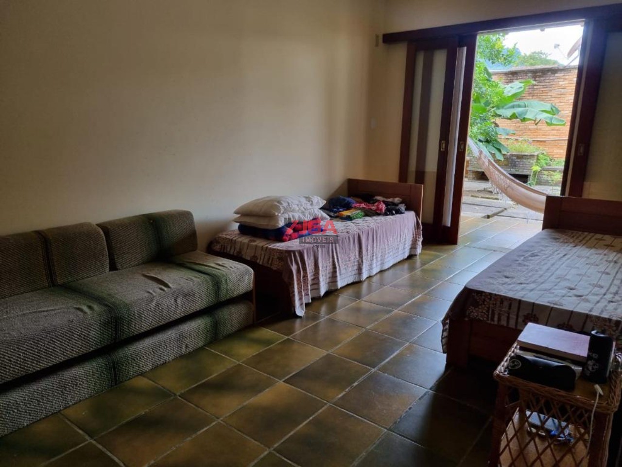 Casa à venda com 6 quartos, 324m² - Foto 6
