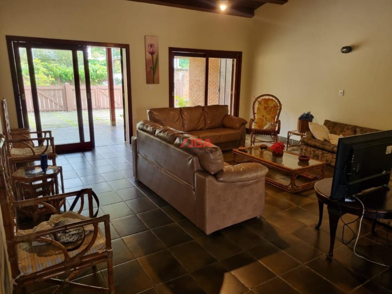 Casa à venda com 6 quartos, 324m² - Foto 11