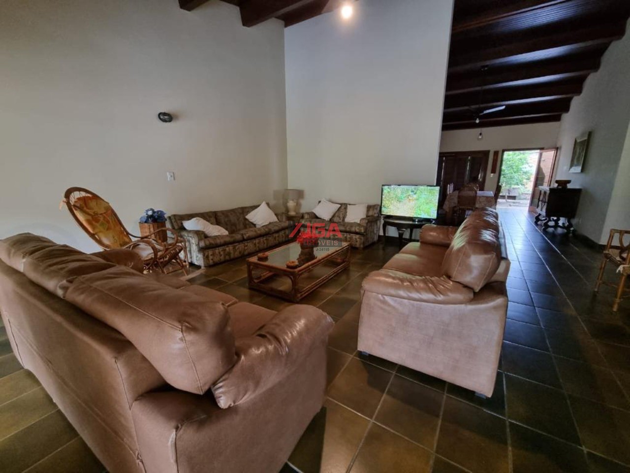 Casa à venda com 6 quartos, 324m² - Foto 10