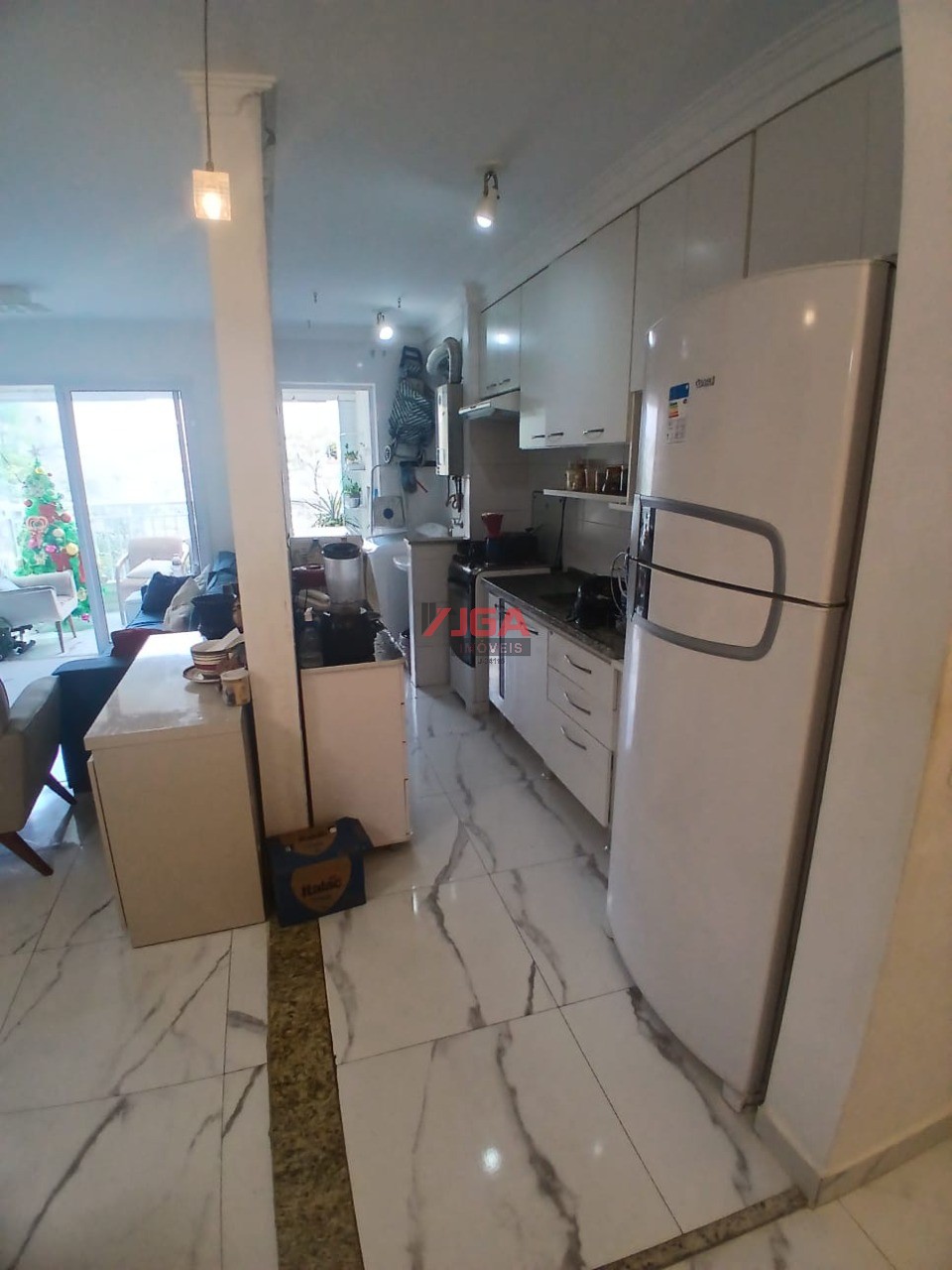 Apartamento à venda com 3 quartos, 81m² - Foto 4
