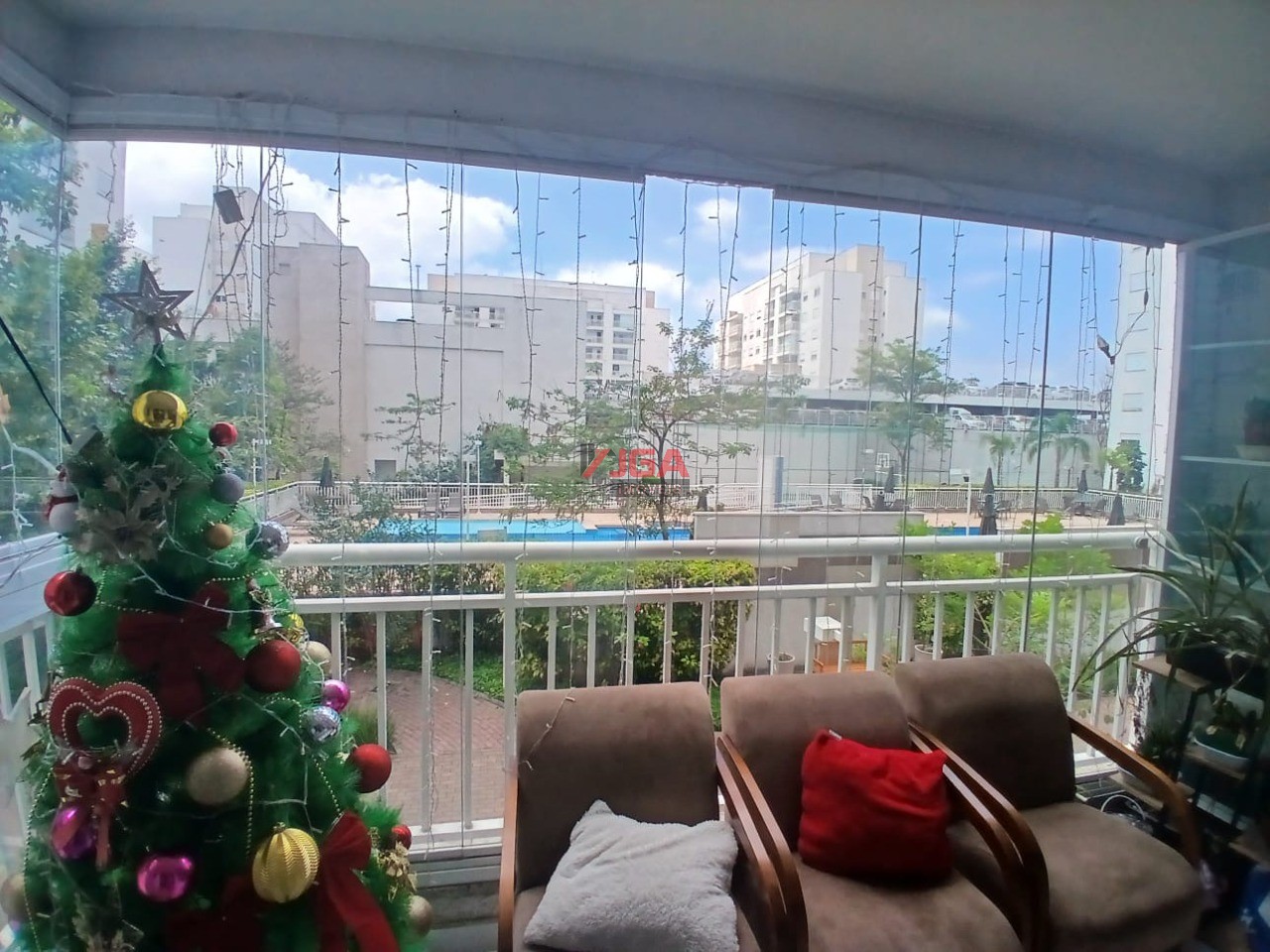 Apartamento à venda com 3 quartos, 81m² - Foto 1