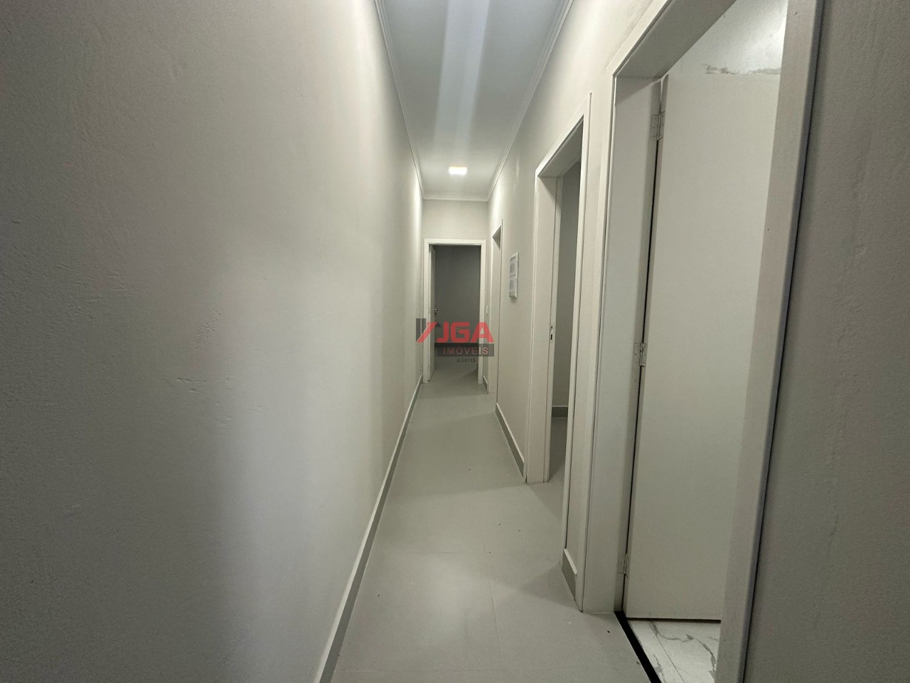 Casa à venda com 3 quartos, 85m² - Foto 17