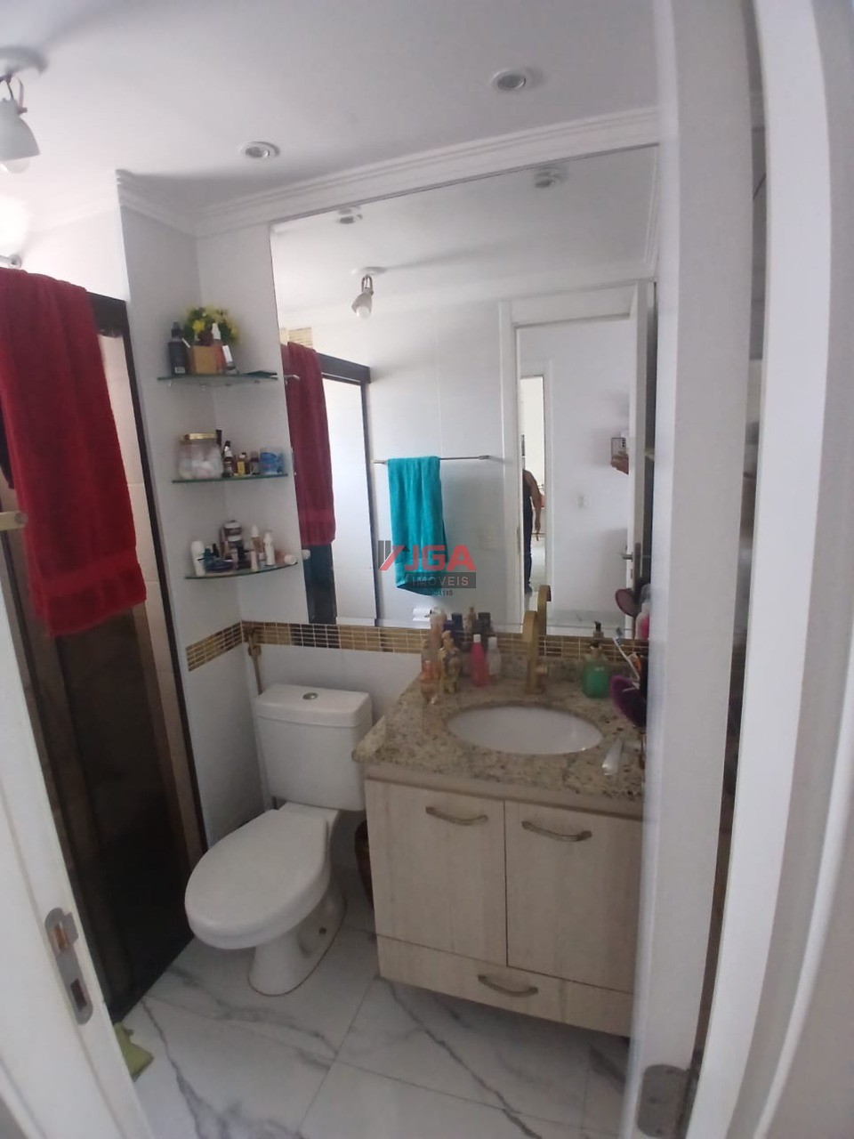 Apartamento à venda com 3 quartos, 81m² - Foto 11