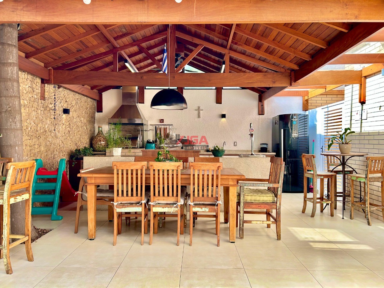Sobrado, 4 quartos, 223 m² - Foto 2