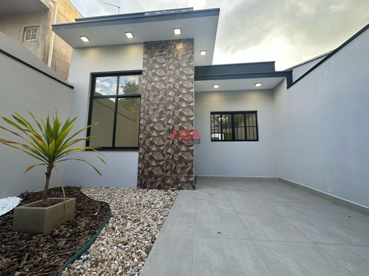 Casa à venda com 3 quartos, 85m² - Foto 4