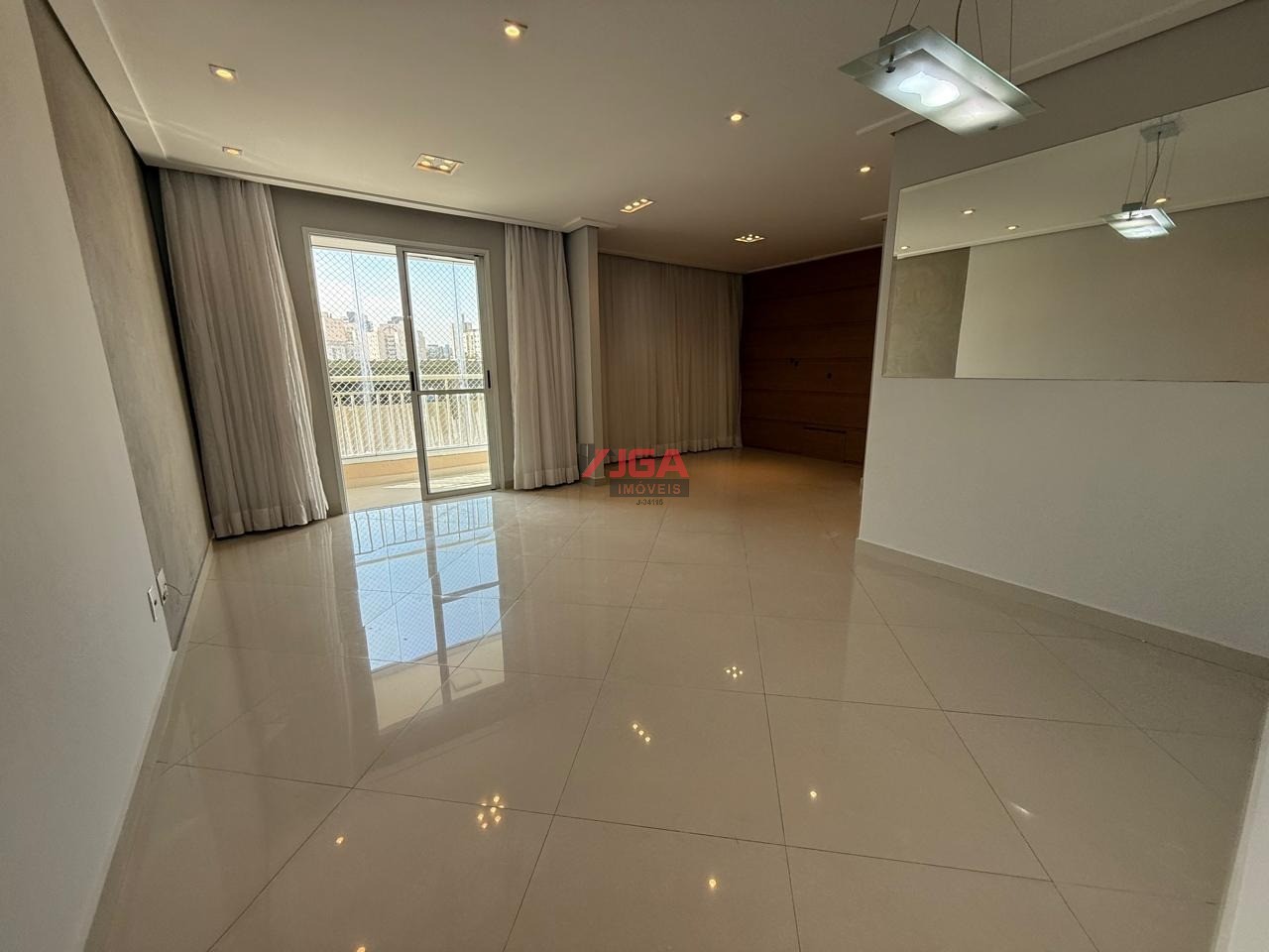 Apartamento para alugar com 2 quartos, 78m² - Foto 2