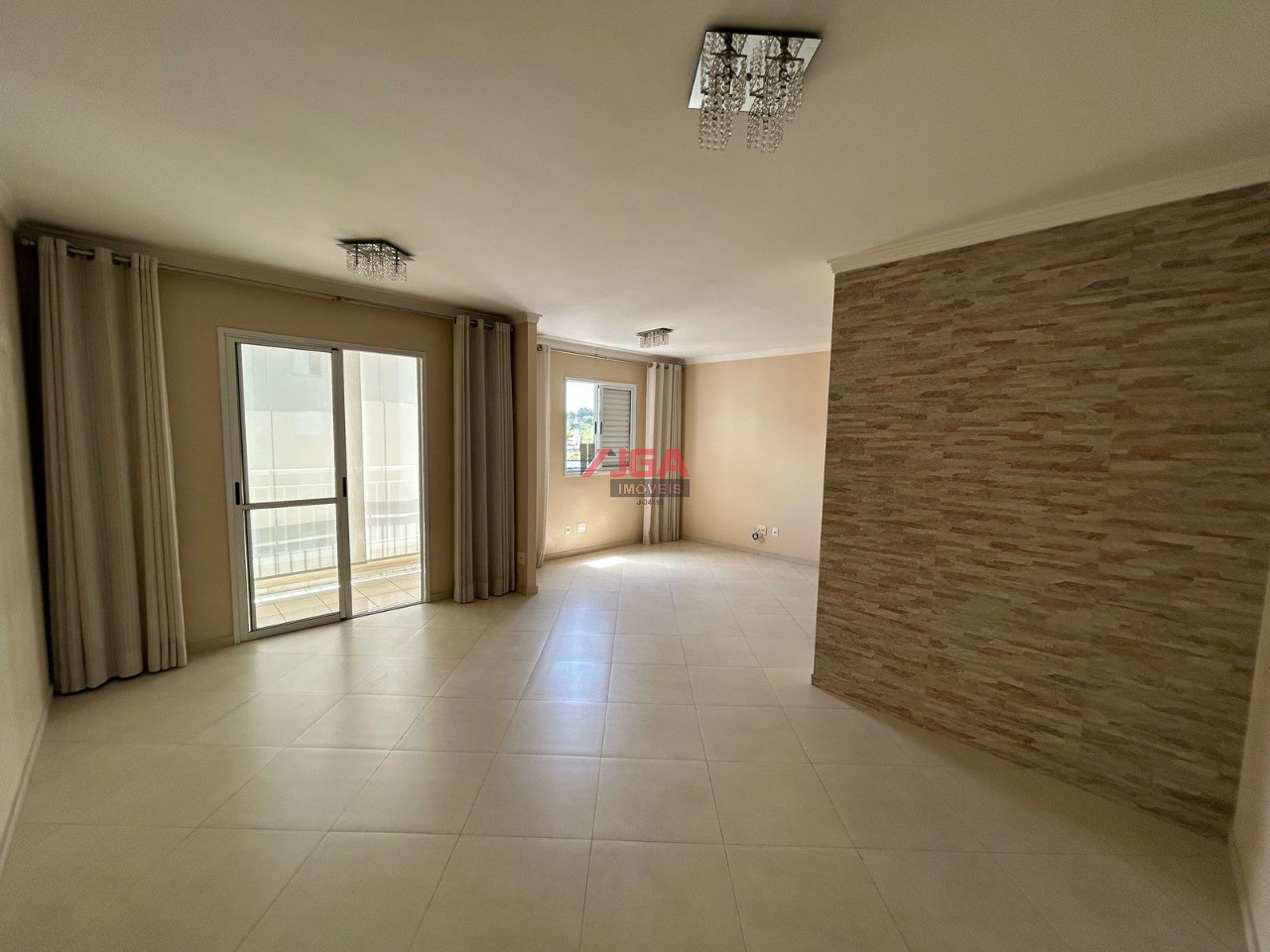 Apartamento à venda com 2 quartos, 78m² - Foto 1