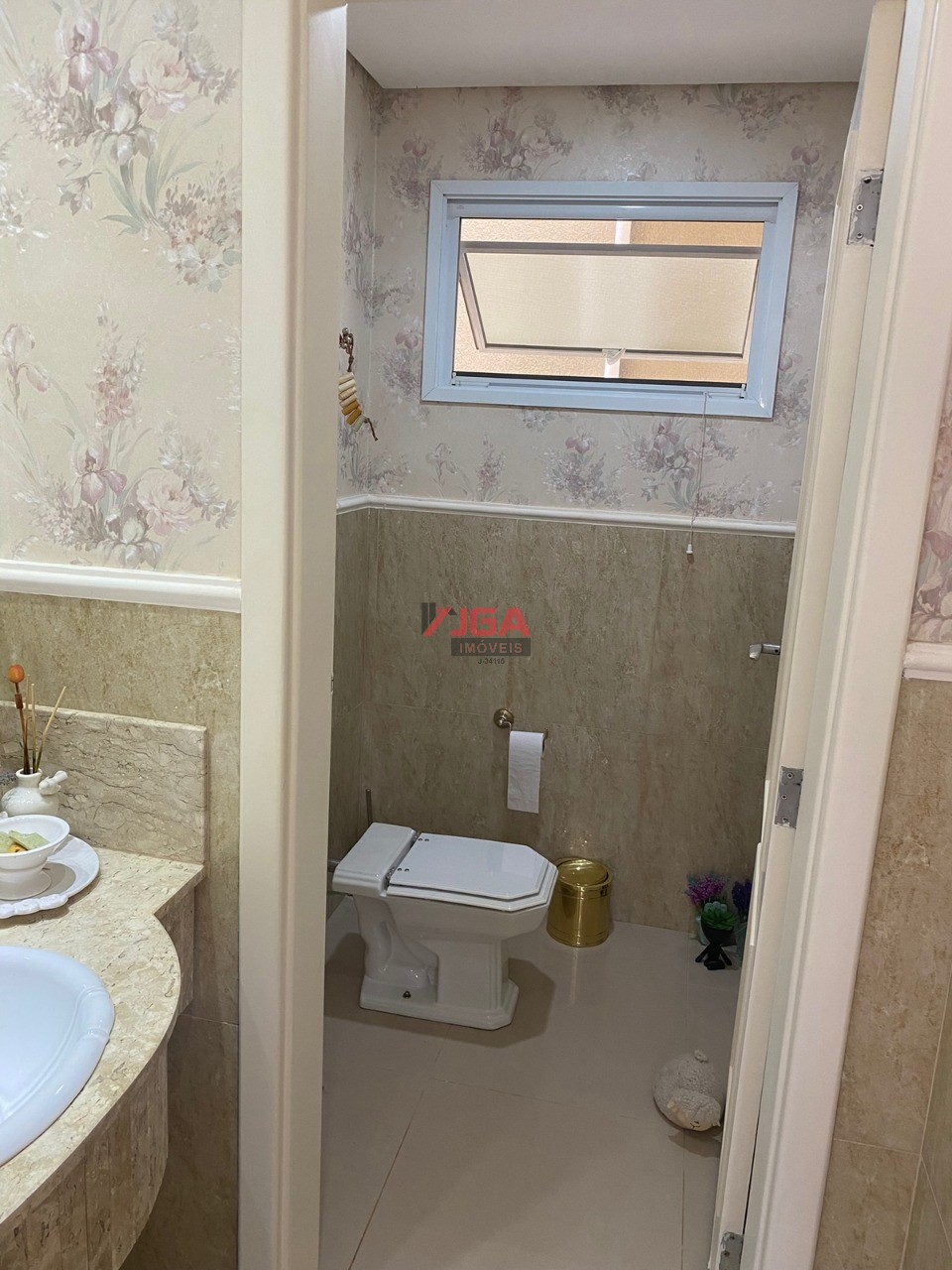 Casa à venda com 4 quartos, 300m² - Foto 30