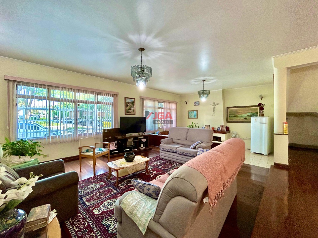 Casa, 5 quartos, 324 m² - Foto 1