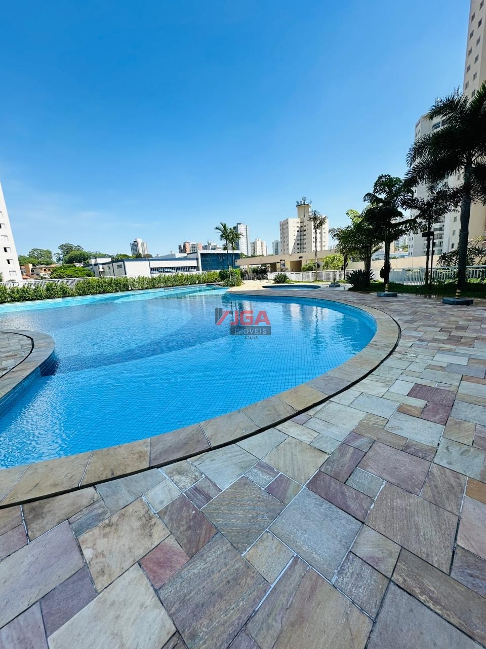 Apartamento à venda com 2 quartos, 107m² - Foto 5