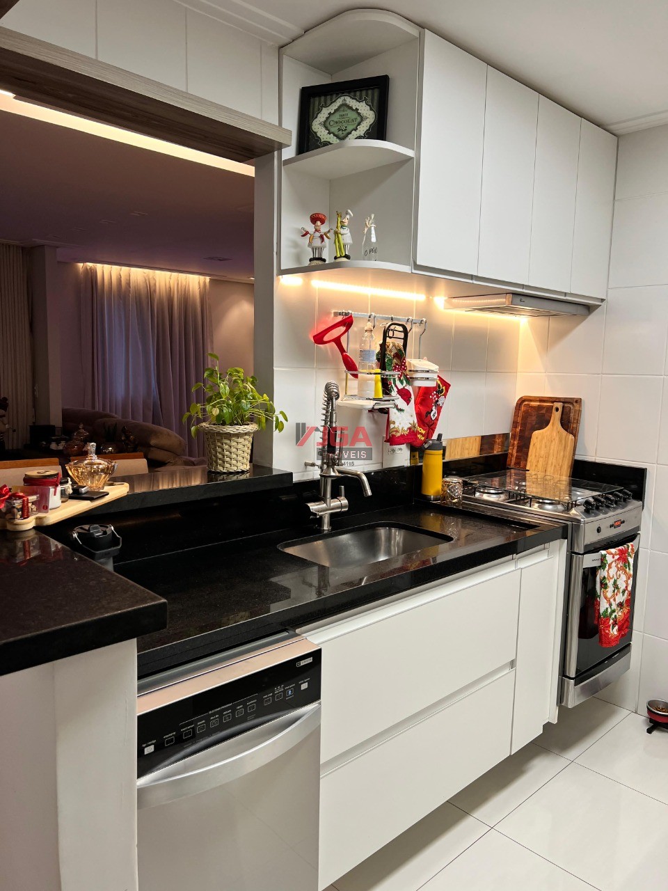Apartamento à venda com 2 quartos, 78m² - Foto 13