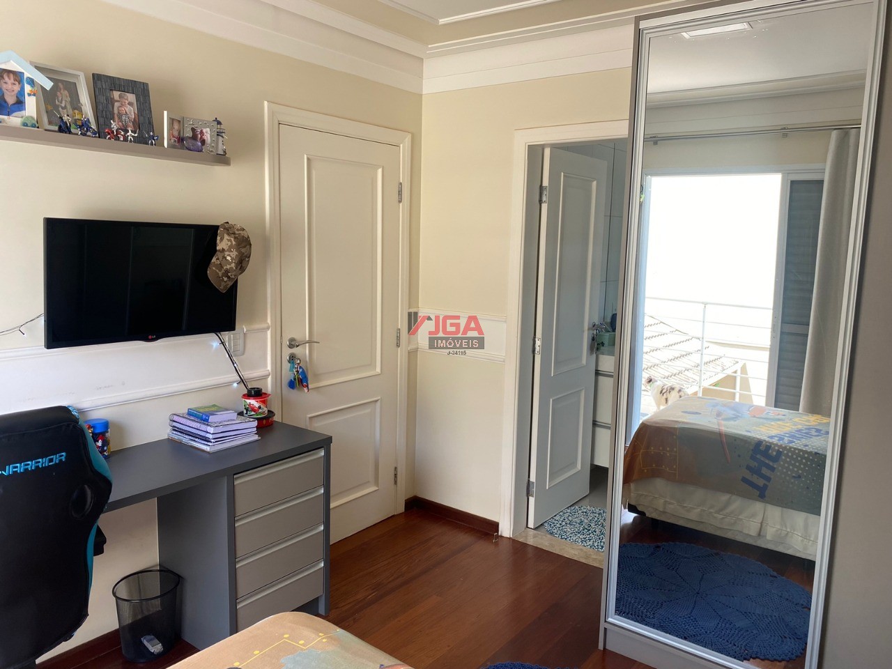 Casa à venda com 4 quartos, 300m² - Foto 25