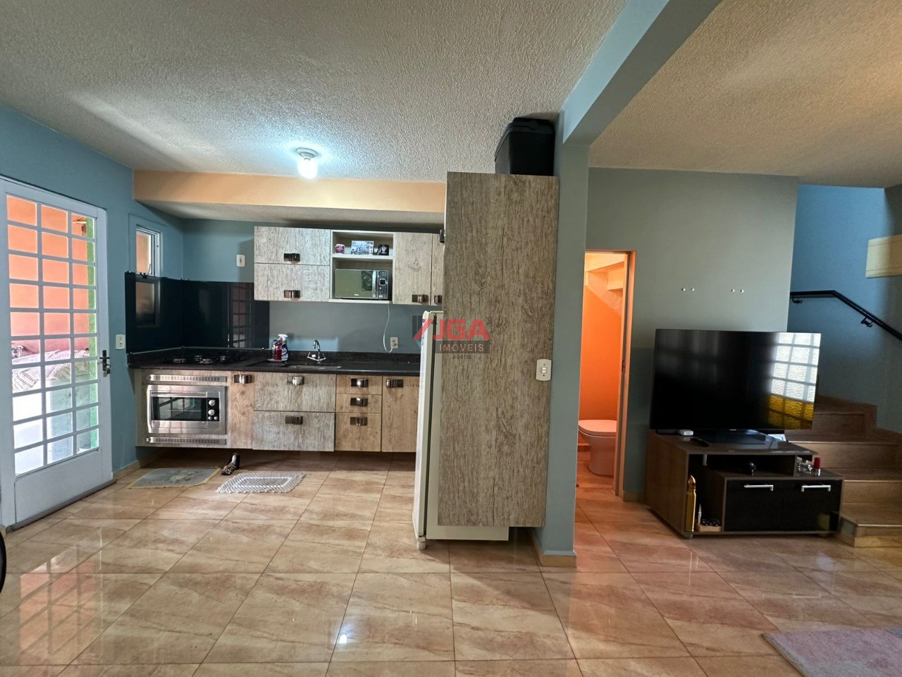 Casa à venda com 2 quartos, 64m² - Foto 7