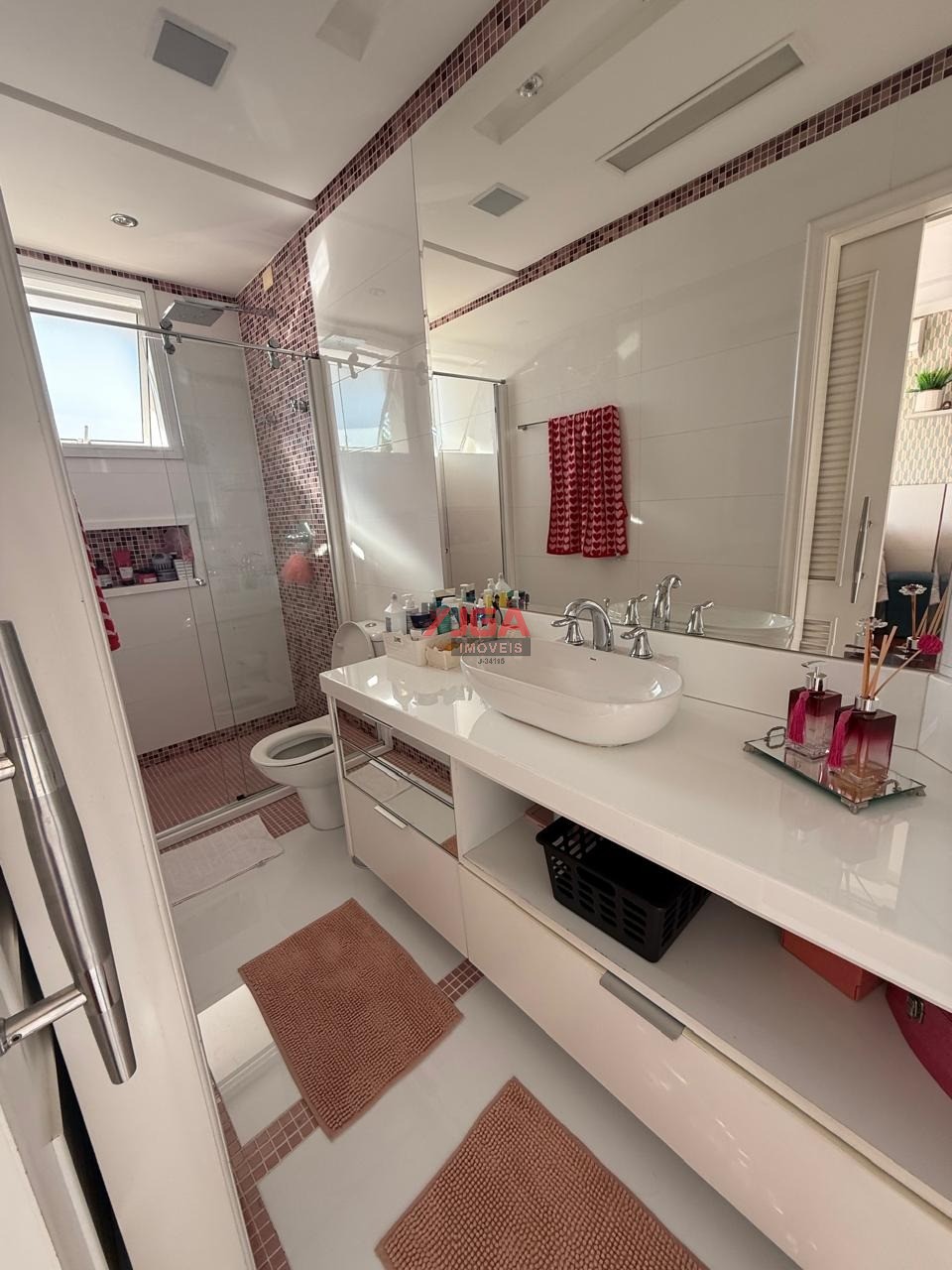 Casa de Condomínio à venda com 4 quartos, 550m² - Foto 18