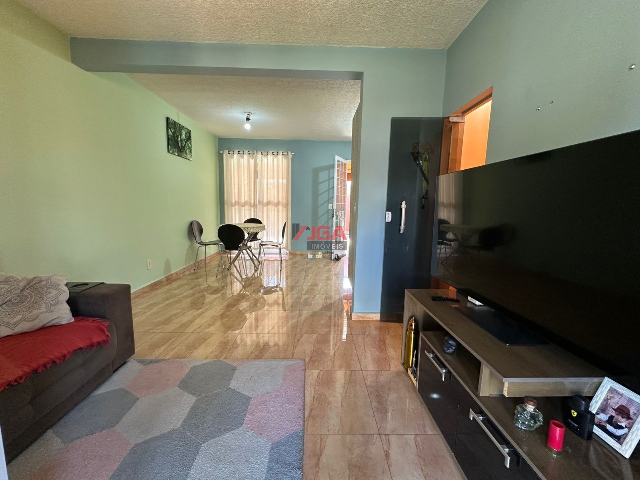 Casa à venda com 2 quartos, 64m² - Foto 3
