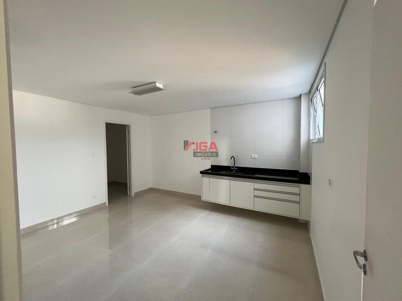 Apartamento à venda com 1 quarto, 38m² - Foto 2