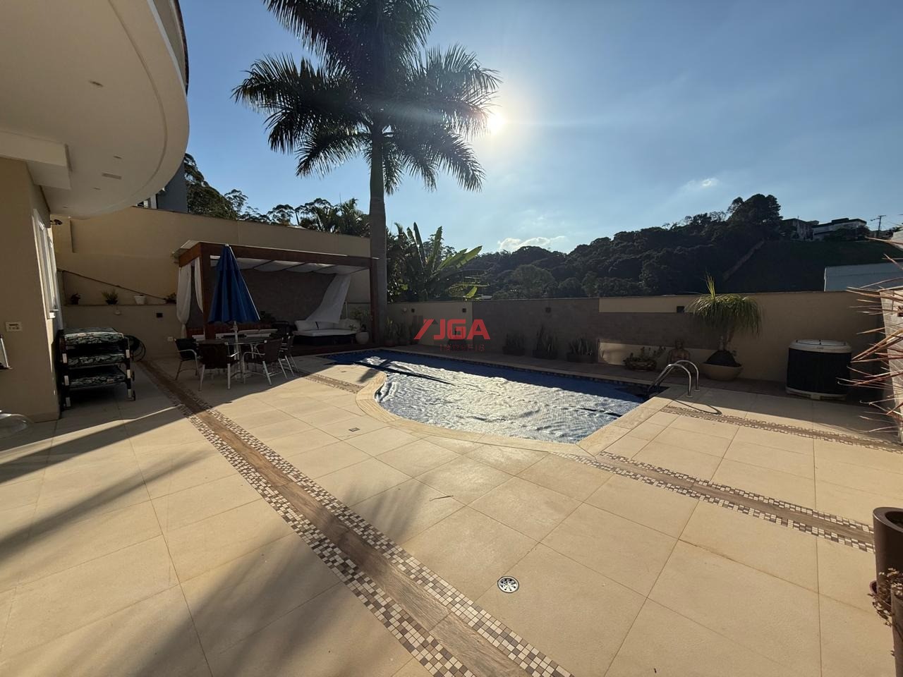 Casa de Condomínio à venda com 4 quartos, 550m² - Foto 3