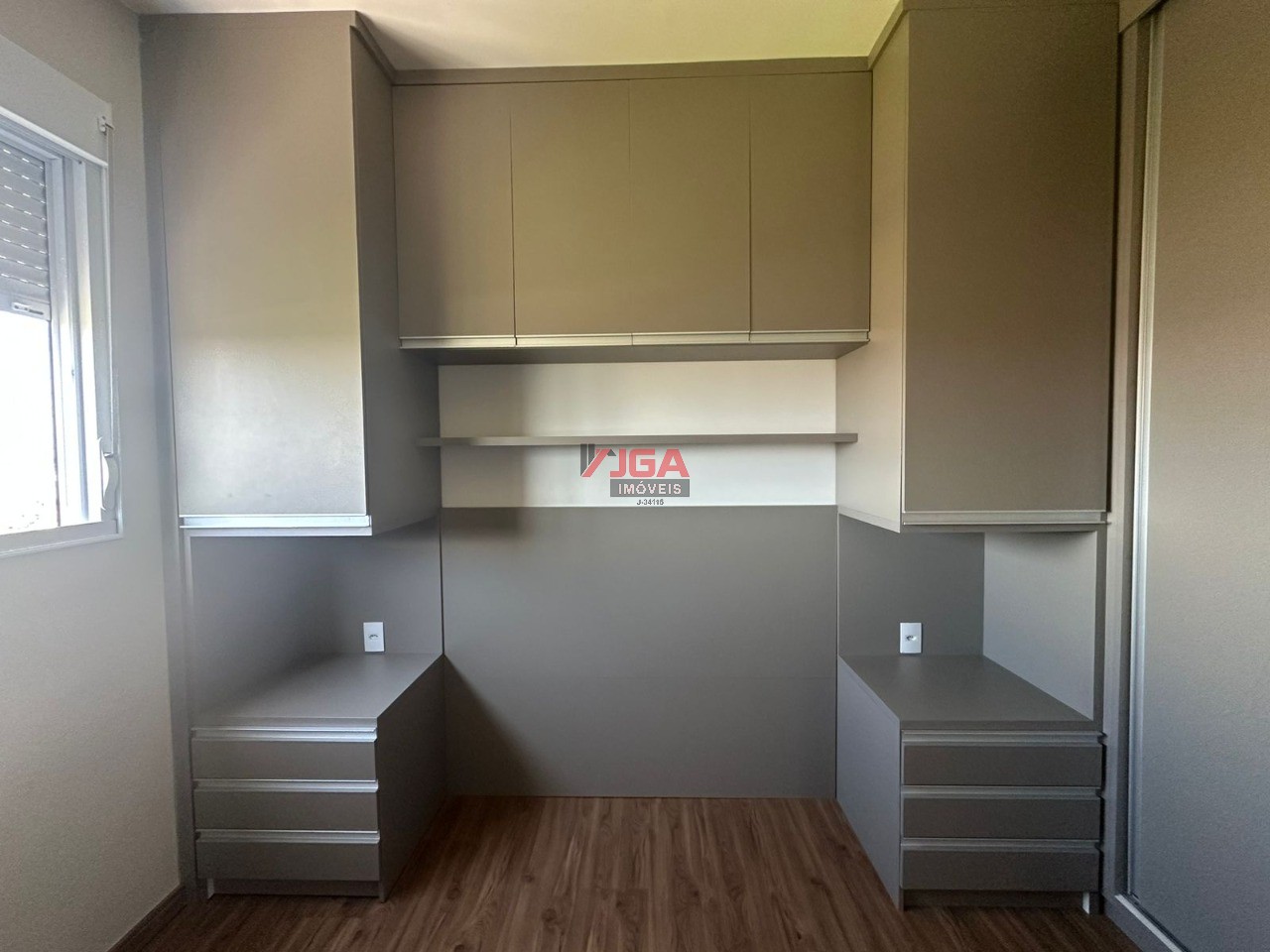 Apartamento à venda com 2 quartos, 58m² - Foto 2