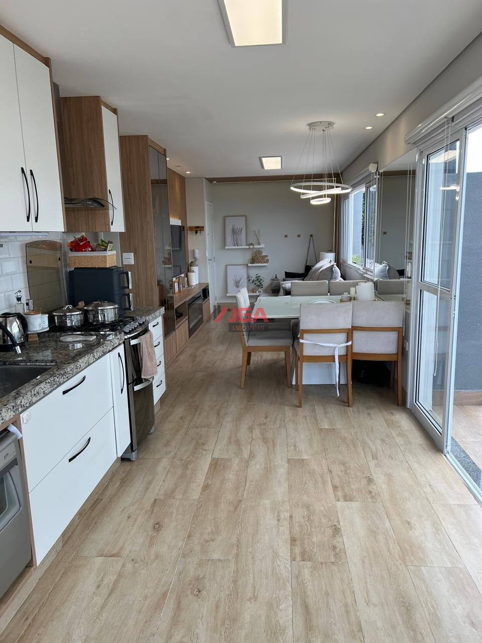 Cobertura à venda com 2 quartos, 110m² - Foto 3
