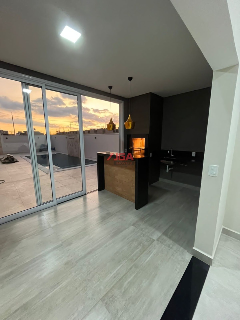 Casa de Condomínio à venda com 4 quartos, 322m² - Foto 5