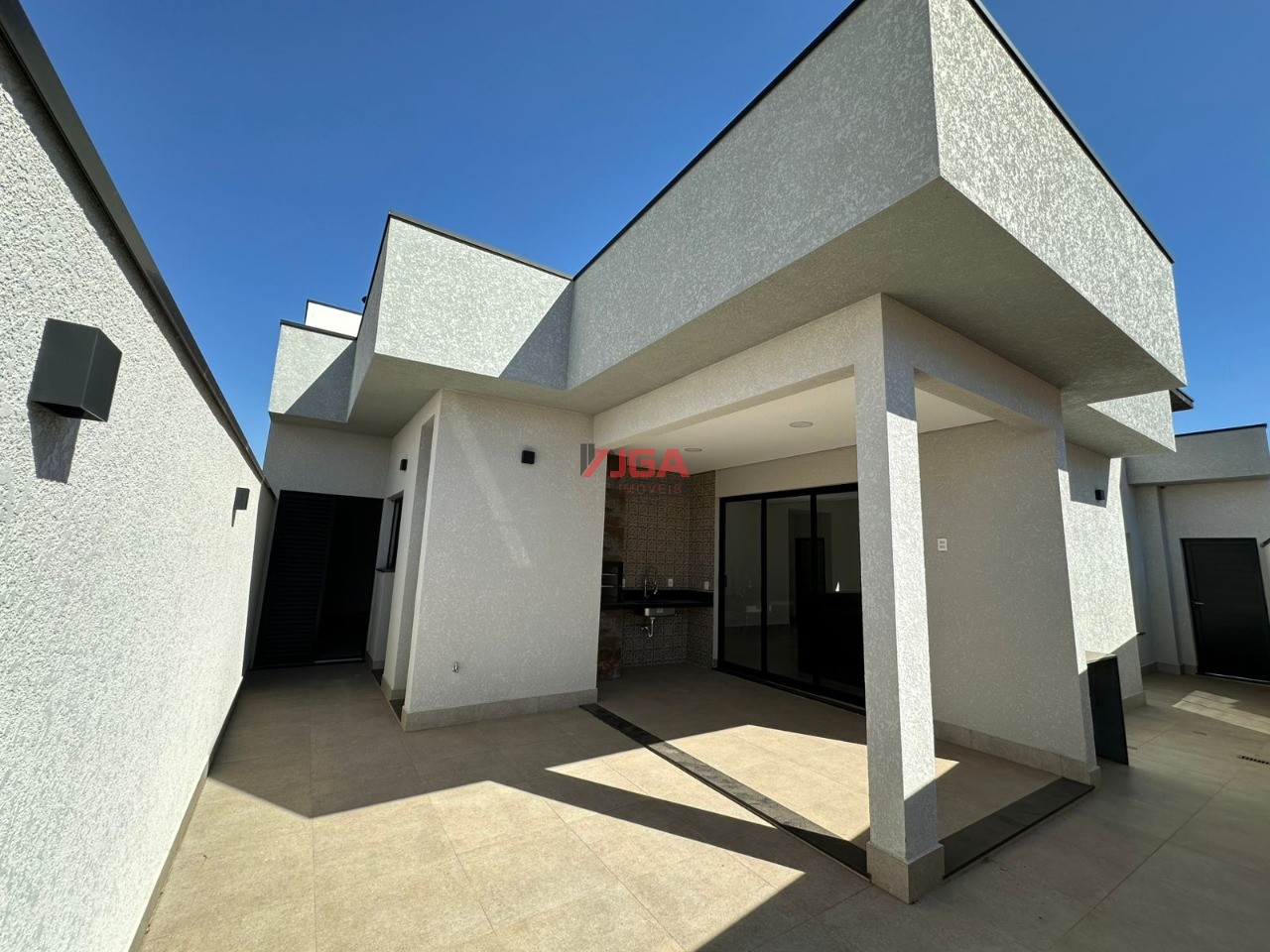 Casa de Condomínio à venda com 3 quartos, 160m² - Foto 1