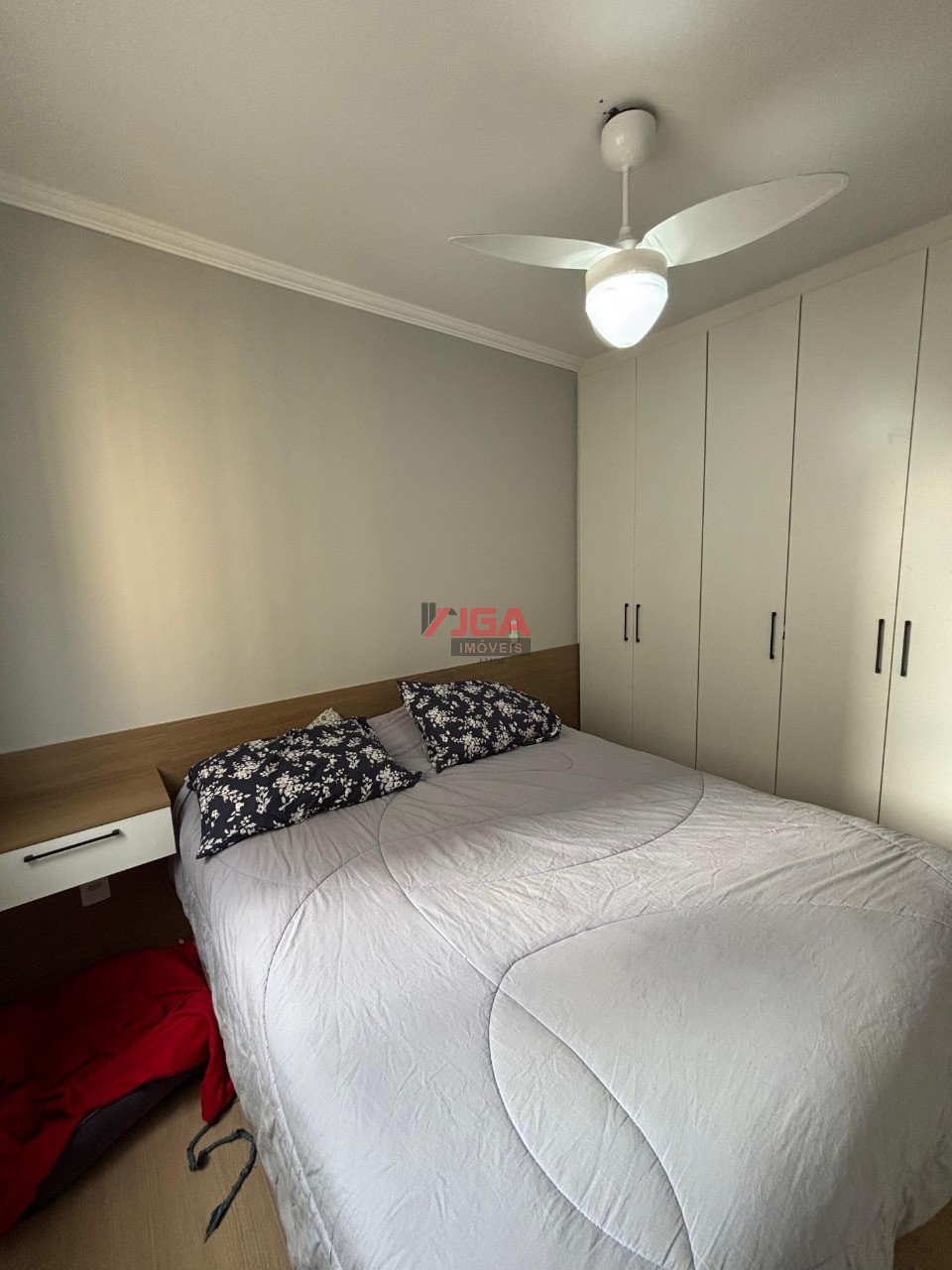 Apartamento à venda com 2 quartos, 58m² - Foto 2