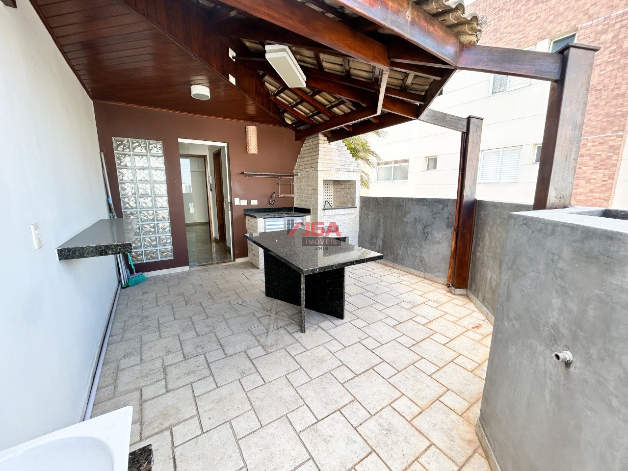 Cobertura à venda com 2 quartos, 81m² - Foto 3