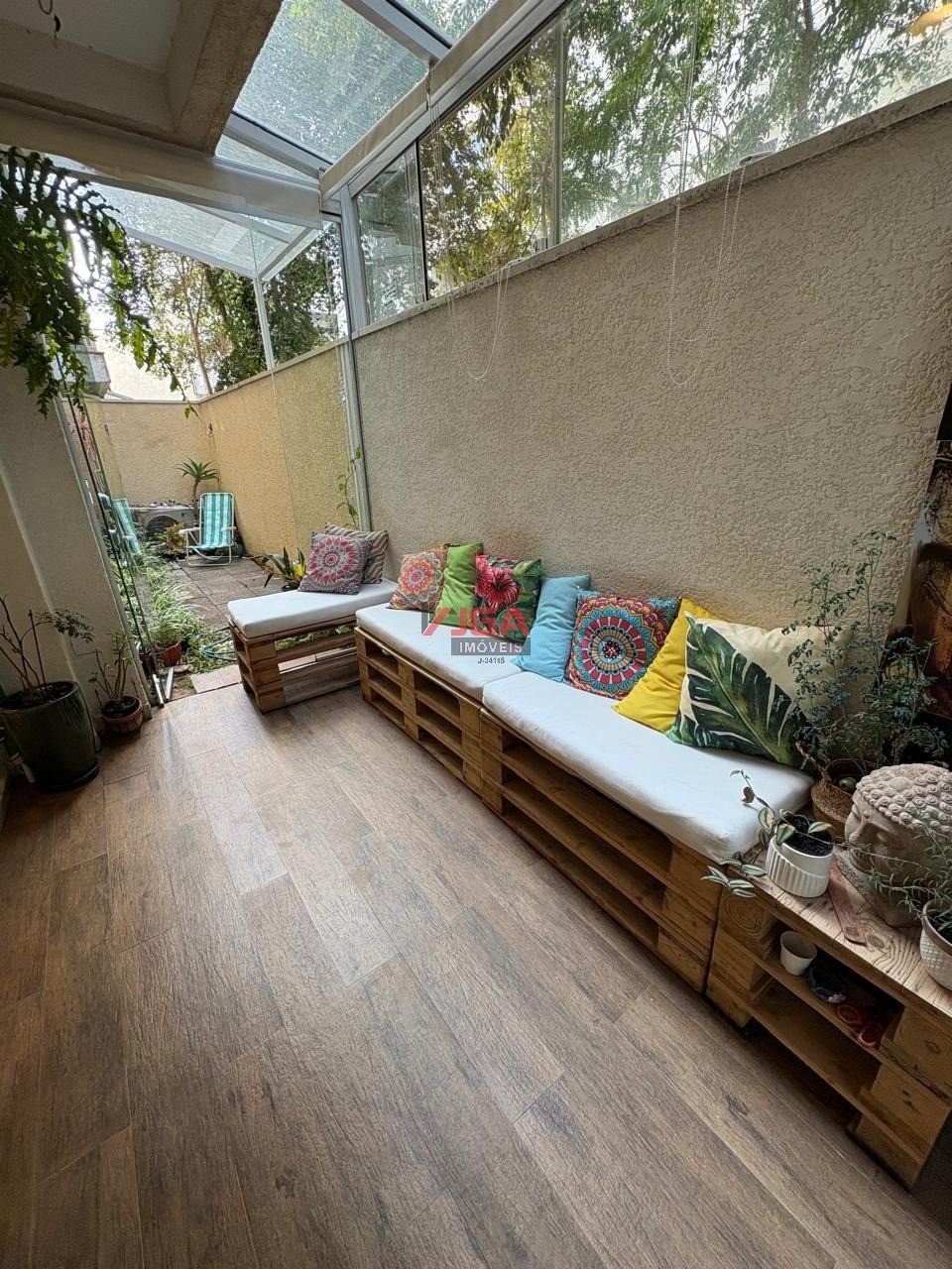Apartamento à venda com 2 quartos, 74m² - Foto 25