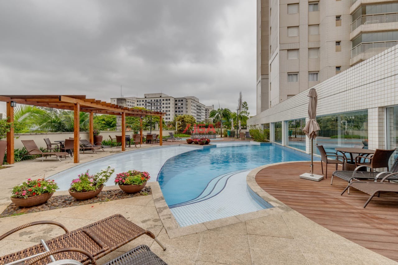Apartamento à venda com 3 quartos, 136m² - Foto 26