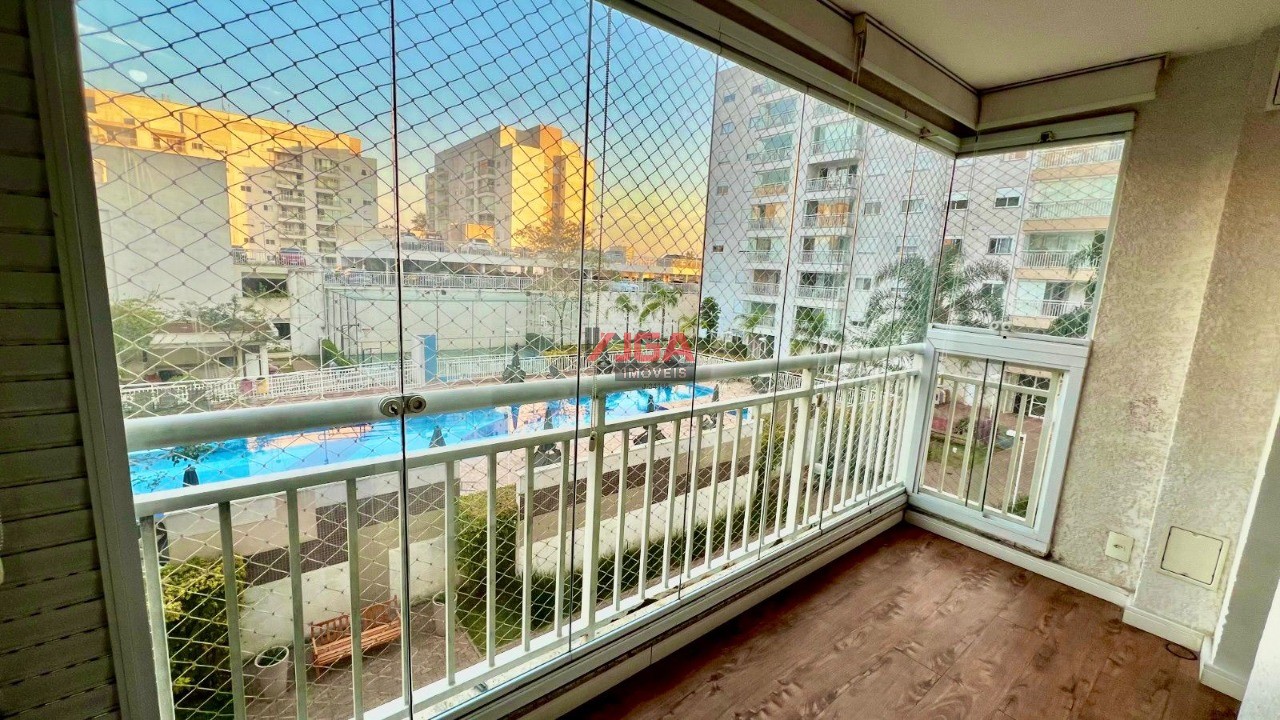 Apartamento à venda com 2 quartos, 61m² - Foto 2