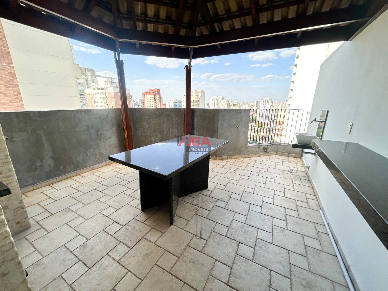 Cobertura à venda com 2 quartos, 81m² - Foto 2
