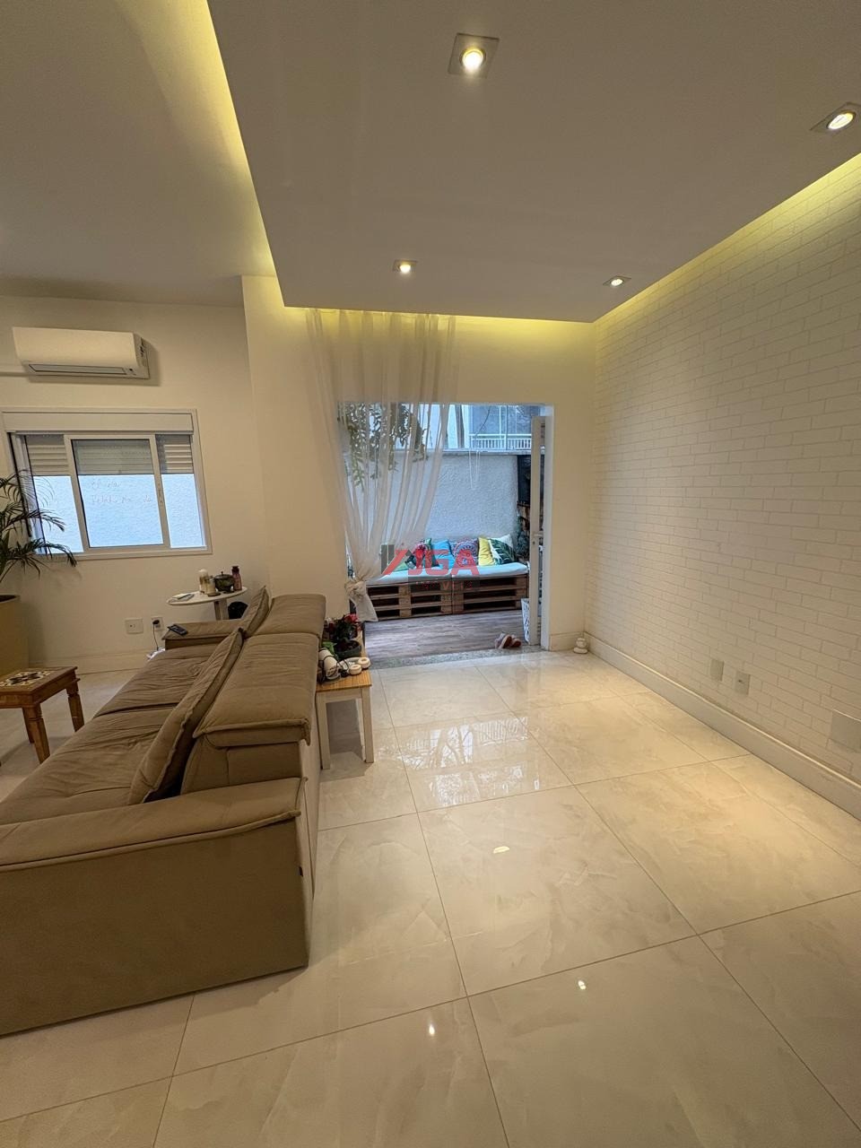 Apartamento à venda com 2 quartos, 74m² - Foto 4
