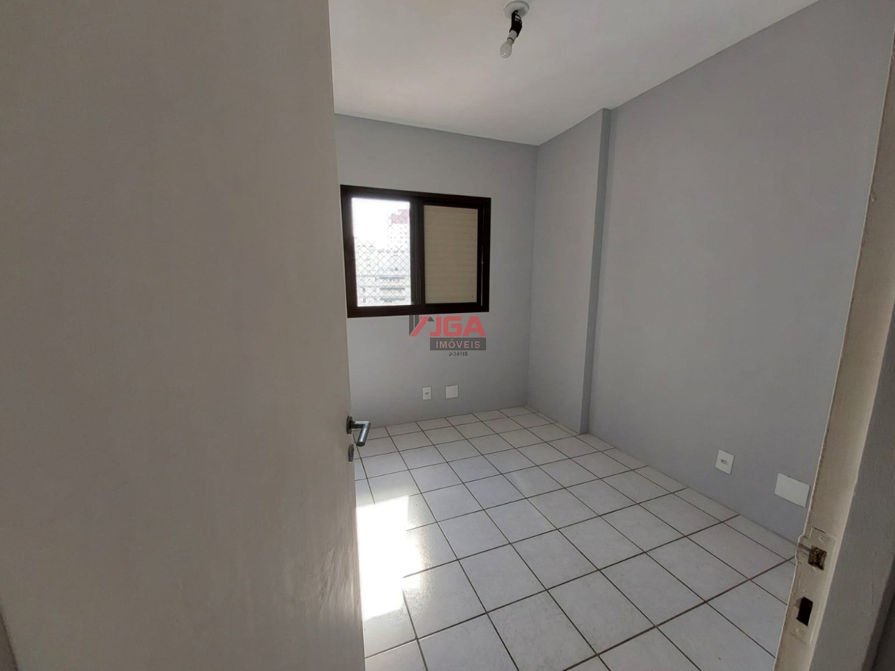 Apartamento para alugar com 3 quartos, 77m² - Foto 5