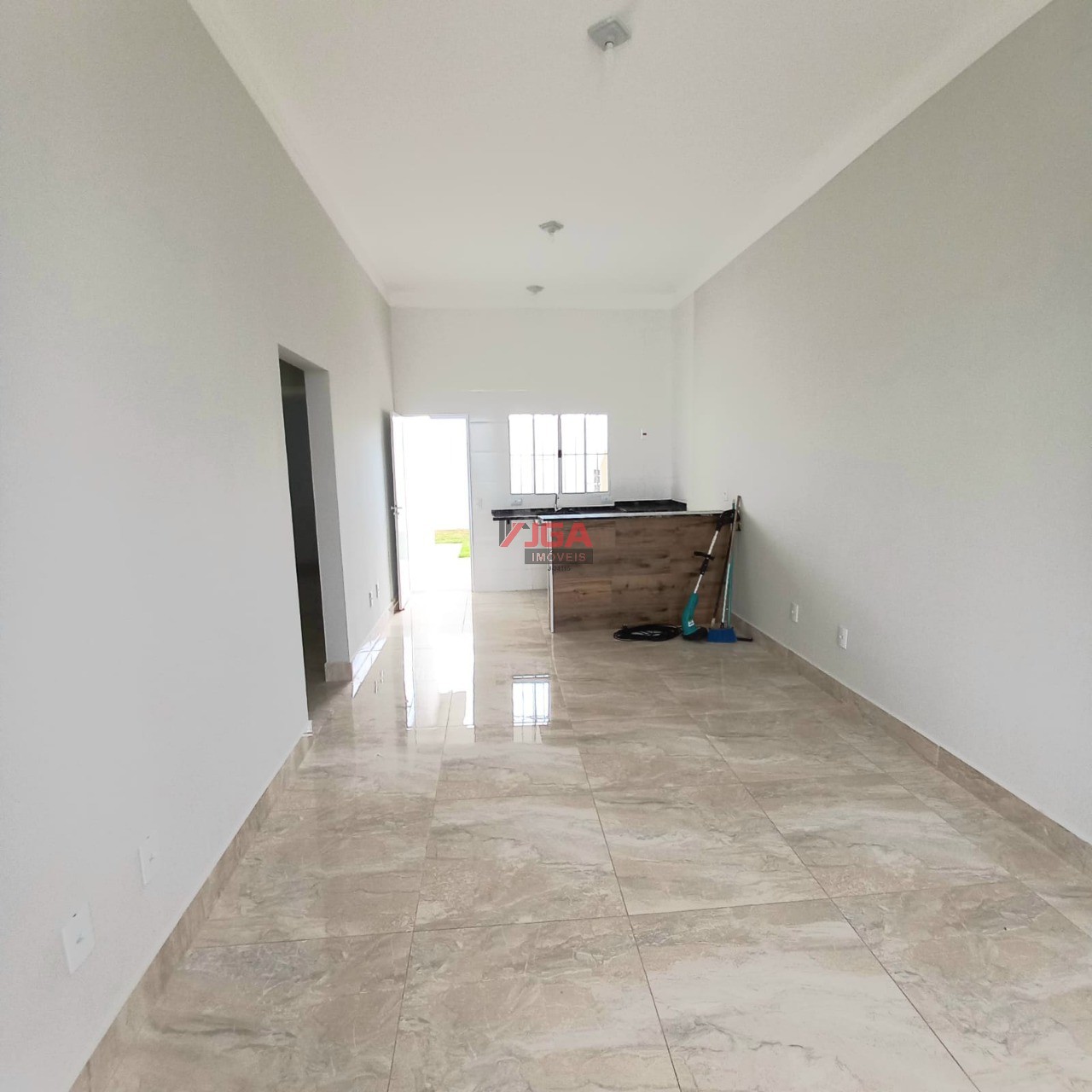 Casa à venda com 2 quartos, 65m² - Foto 18