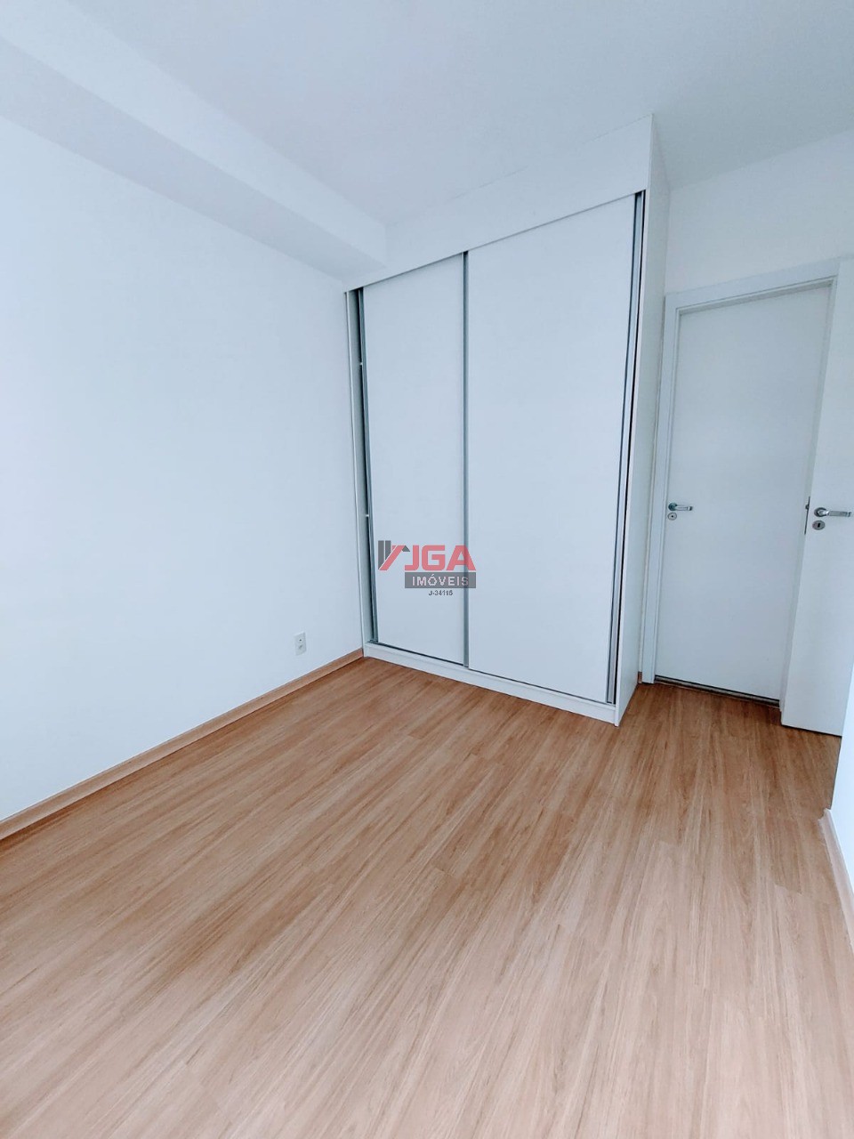 Apartamento para alugar com 2 quartos, 65m² - Foto 11