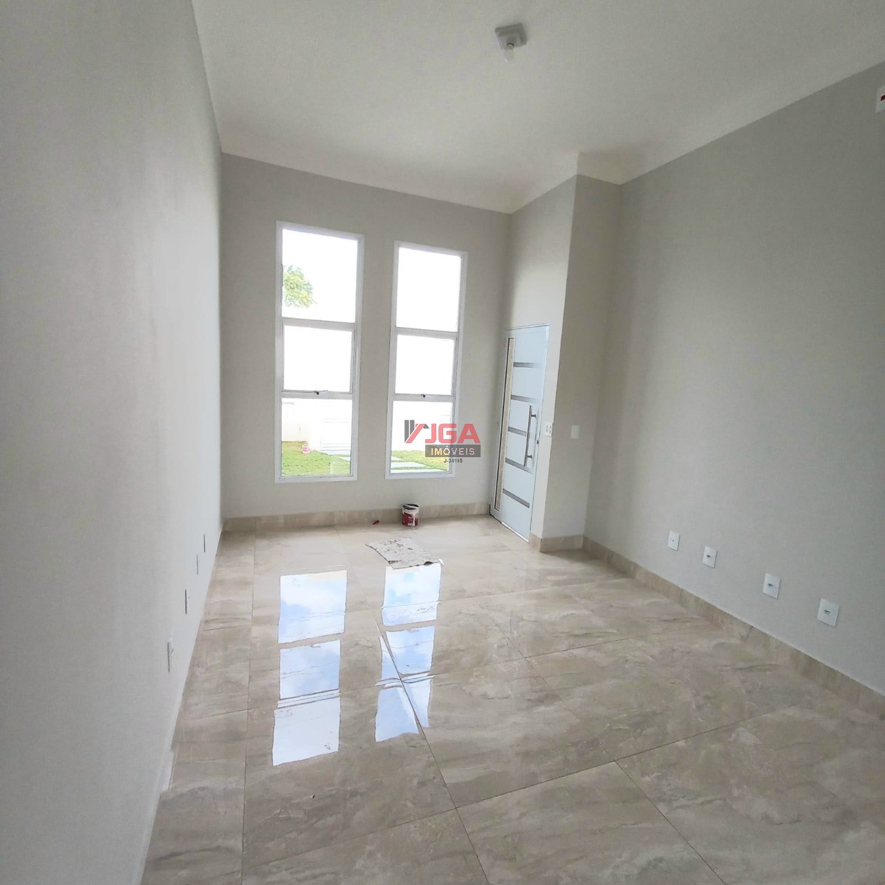 Casa à venda com 2 quartos, 65m² - Foto 13