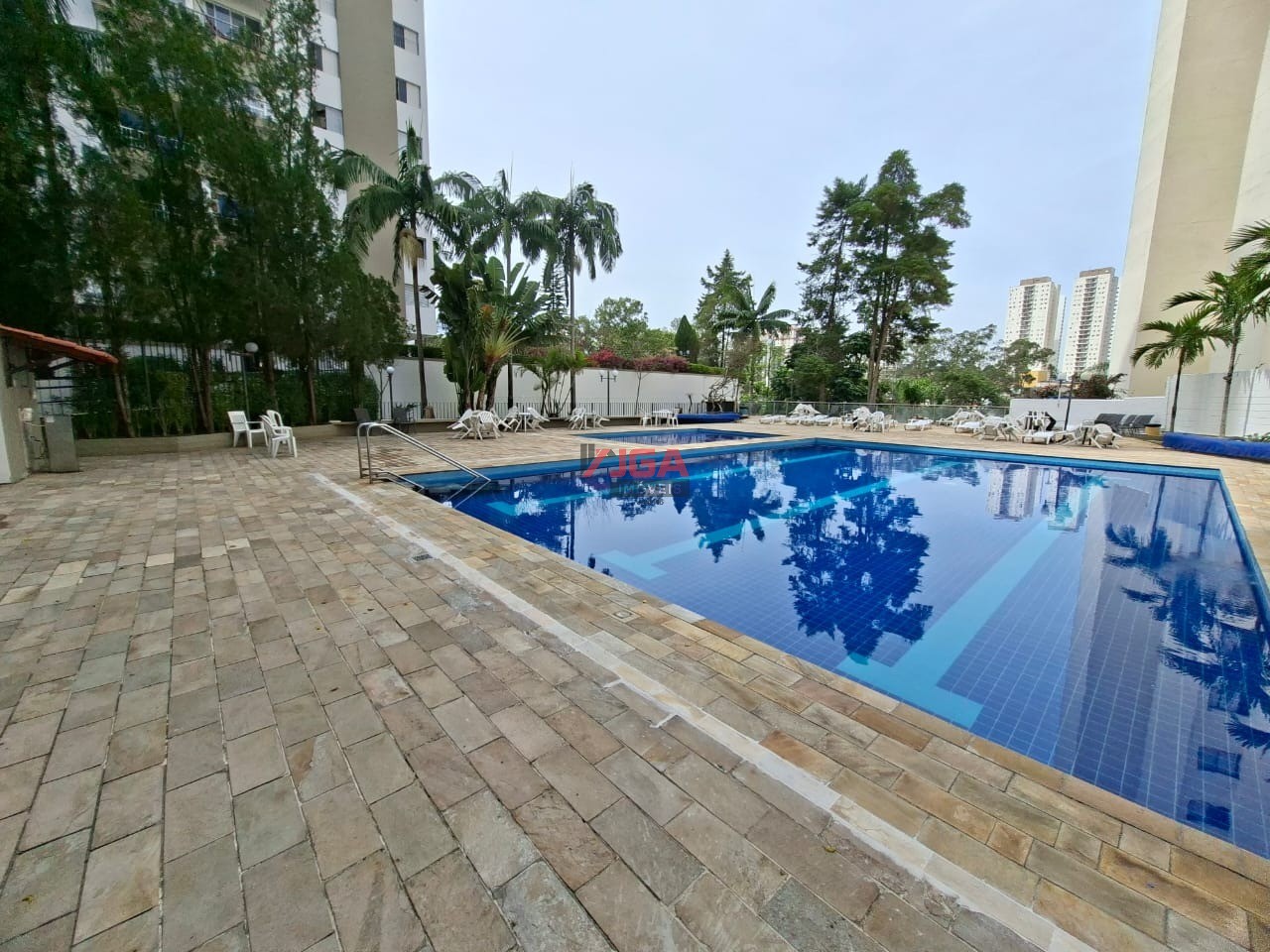 Apartamento à venda com 3 quartos, 80m² - Foto 25