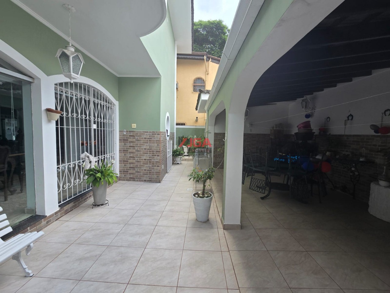 Sobrado, 4 quartos, 245 m² - Foto 2