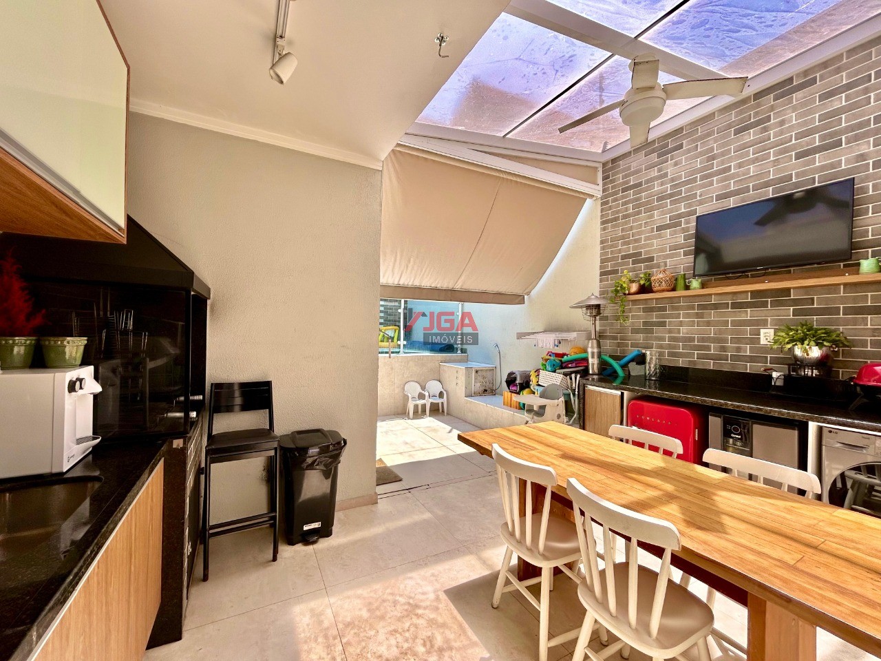 Sobrado, 4 quartos, 180 m² - Foto 2