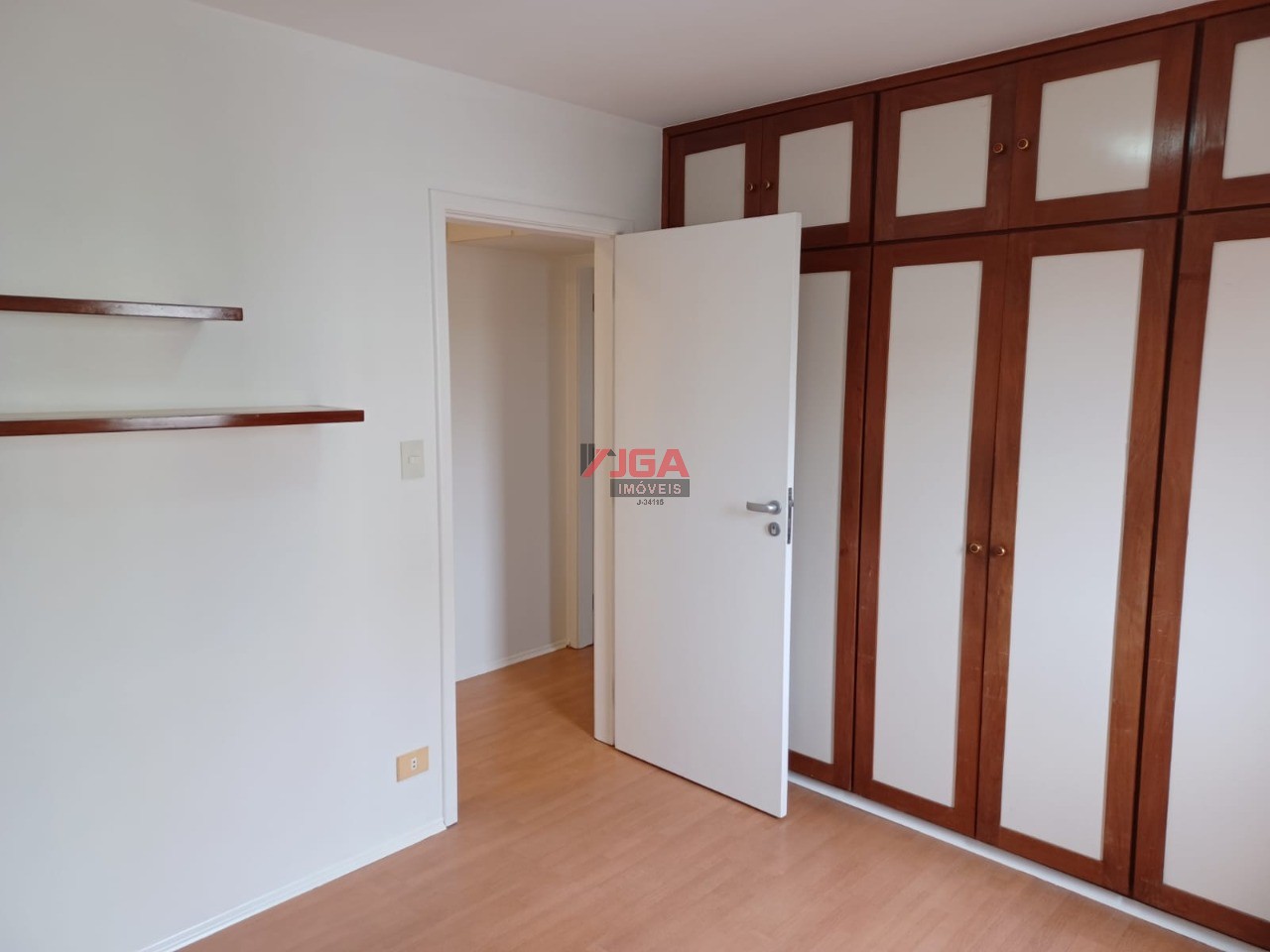 Apartamento, 3 quartos, 130 m² - Foto 2