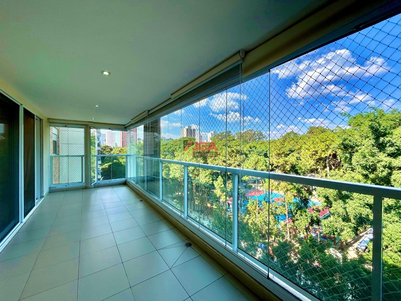 Apartamento, 3 quartos, 186 m² - Foto 2