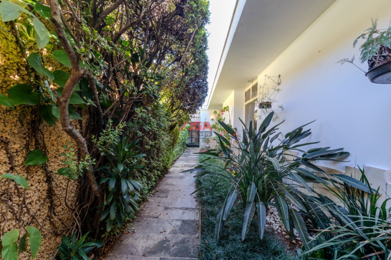 Casa, 4 quartos, 300 m² - Foto 42
