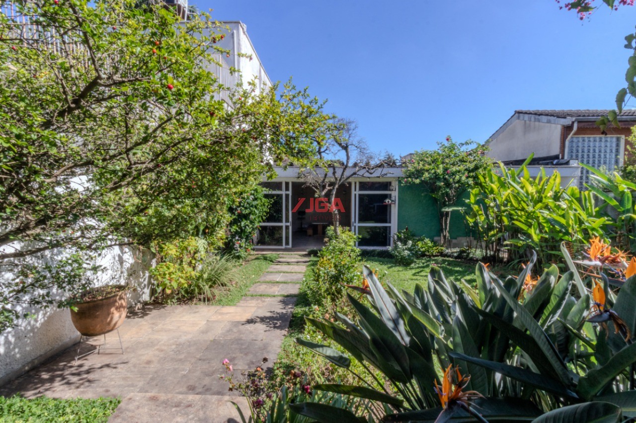 Casa, 4 quartos, 300 m² - Foto 32