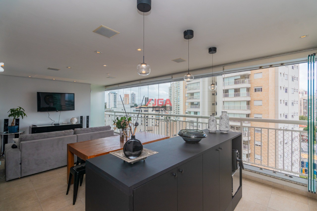 Apartamento, 3 quartos, 146 m² - Foto 1