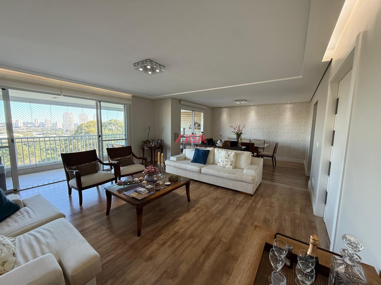 Apartamento, 3 quartos, 185 m² - Foto 1