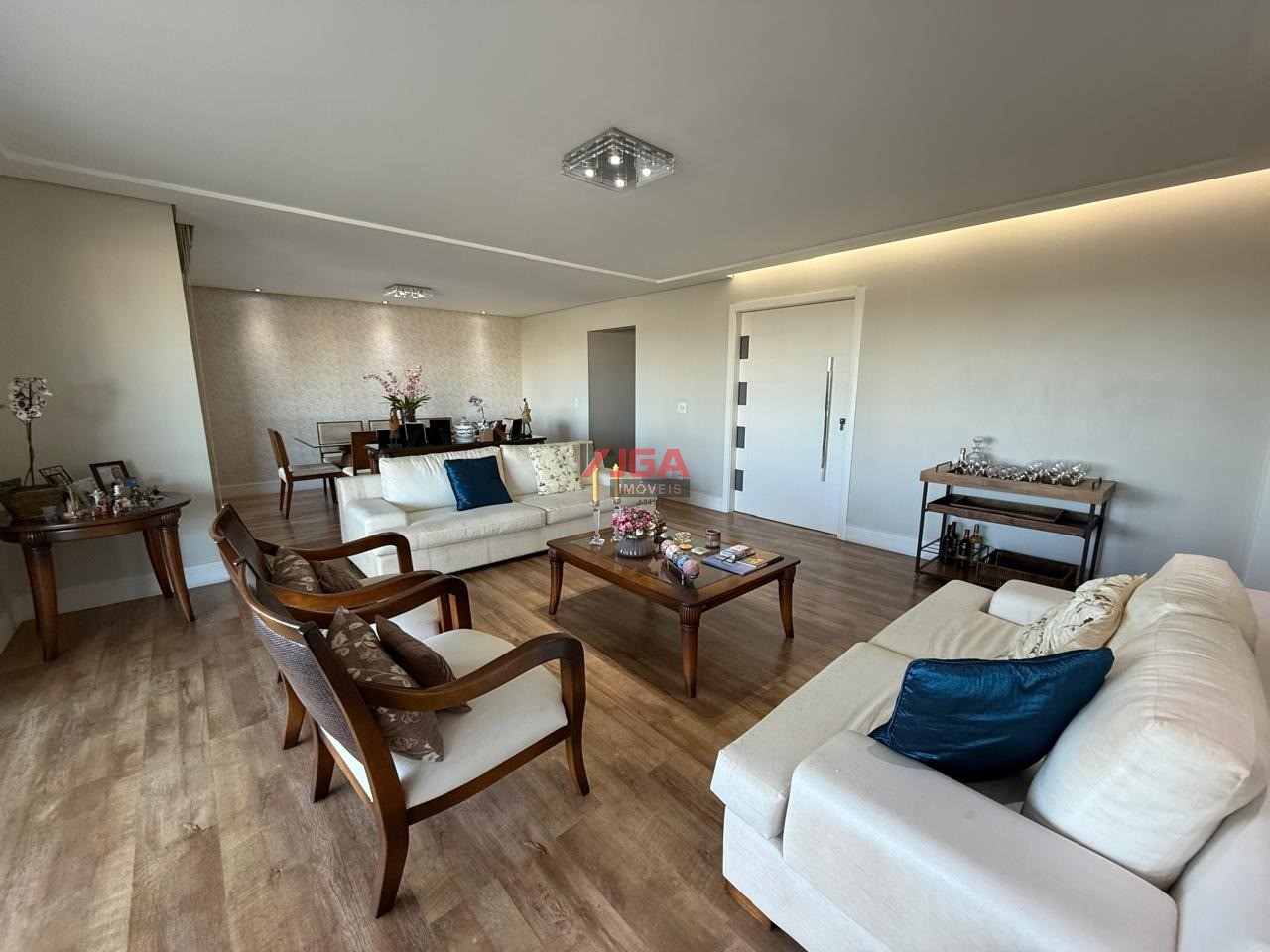 Apartamento, 3 quartos, 185 m² - Foto 2
