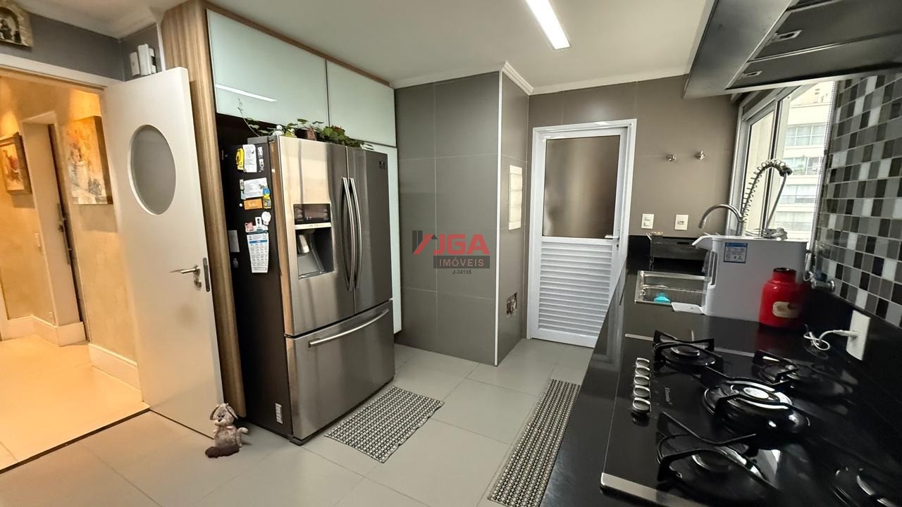 Apartamento, 3 quartos, 200 m² - Foto 11