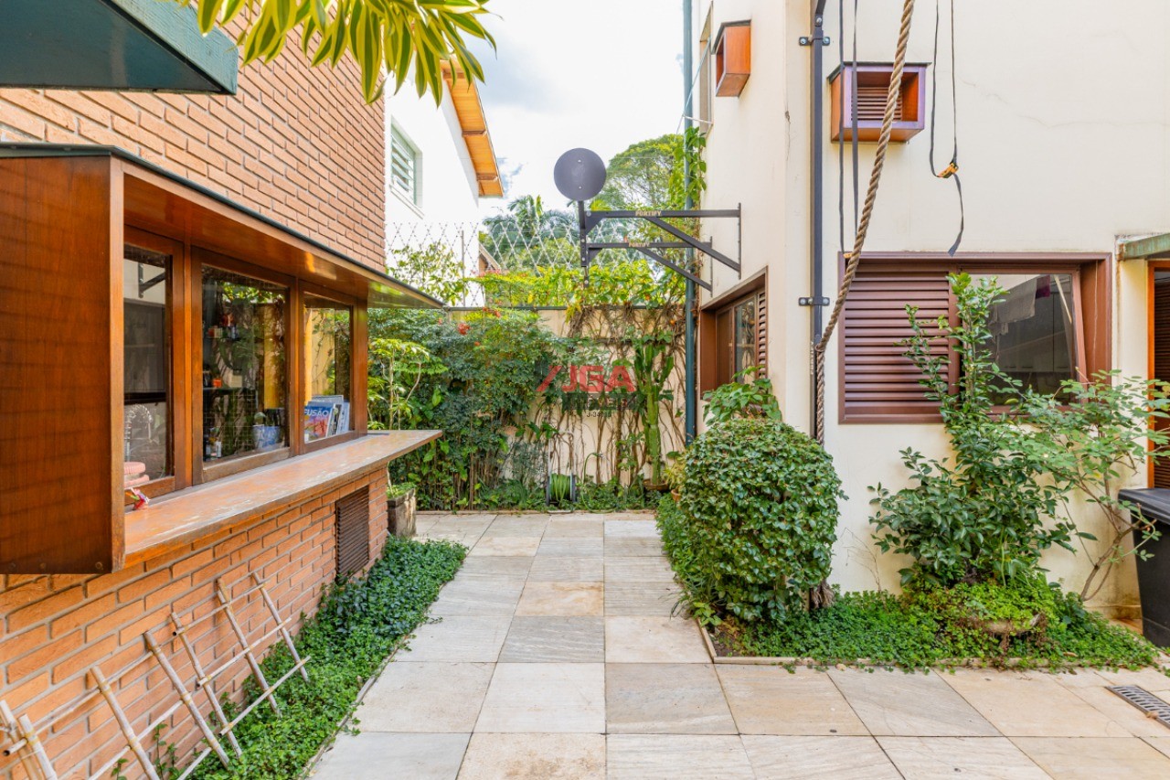 Sobrado, 4 quartos, 546 m² - Foto 45