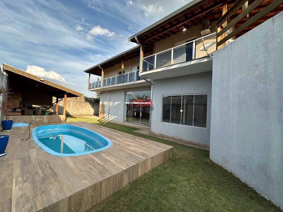 Chácara, 3 quartos, 1000 m² - Foto 1